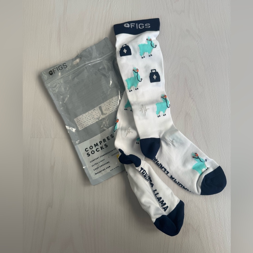 Figs Medium Compression Socks - never worn!!